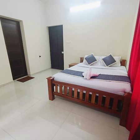 West Darshan Apartments And Villas Thiruvananthapuram Dış mekan fotoğraf