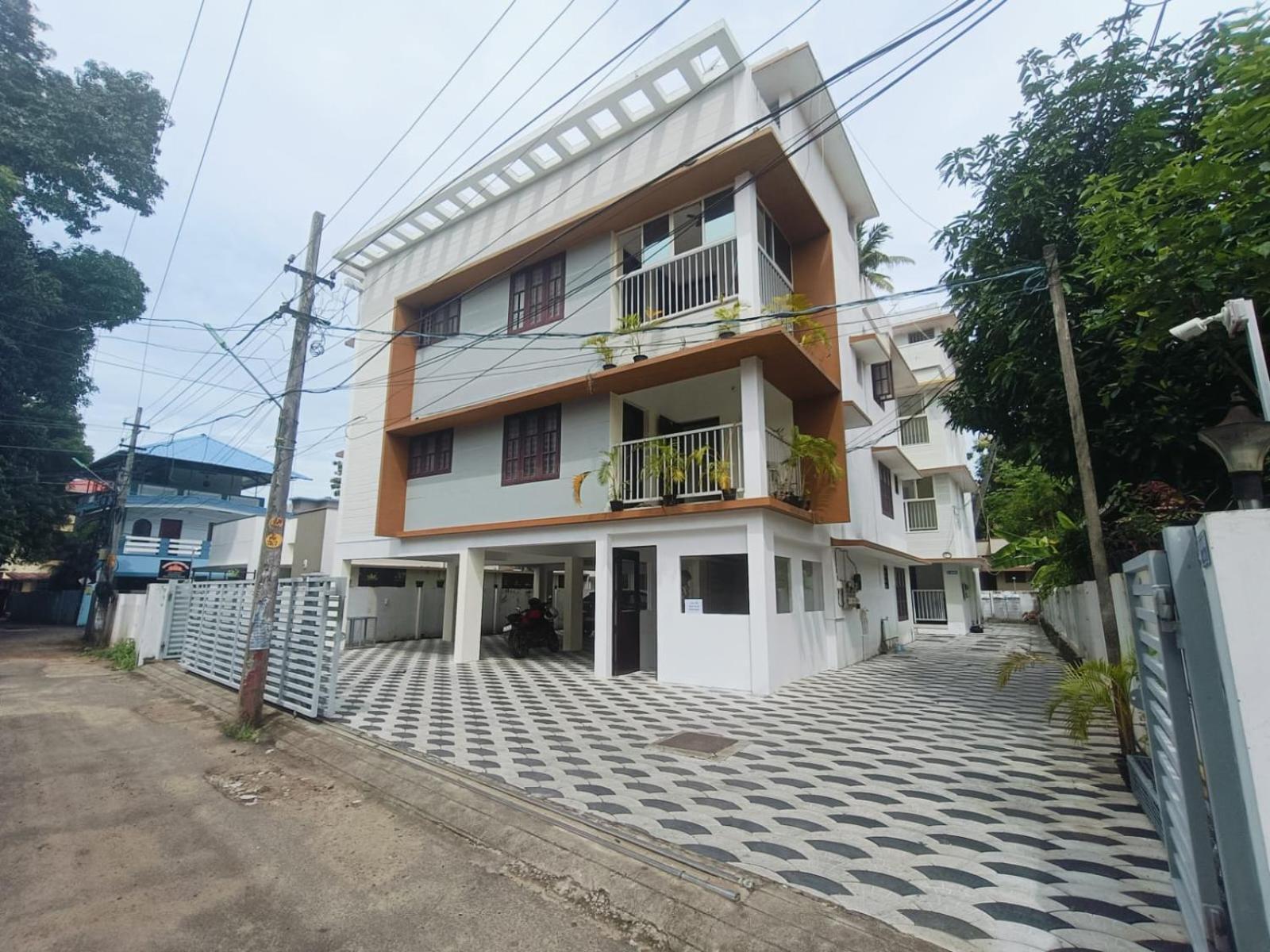 West Darshan Apartments And Villas Thiruvananthapuram Dış mekan fotoğraf